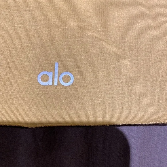 NWT Alo Yoga Double Take Pullover - Picture 10 of 11